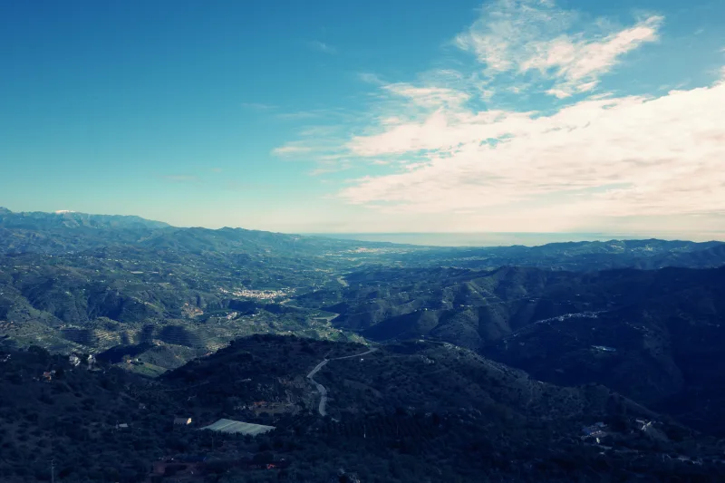 Photograph from the album “LANDSCAPE”, taken with RICOH GR IV